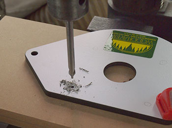WOODHAVEN トリマーベースプレート 取り付け穴の加工方法